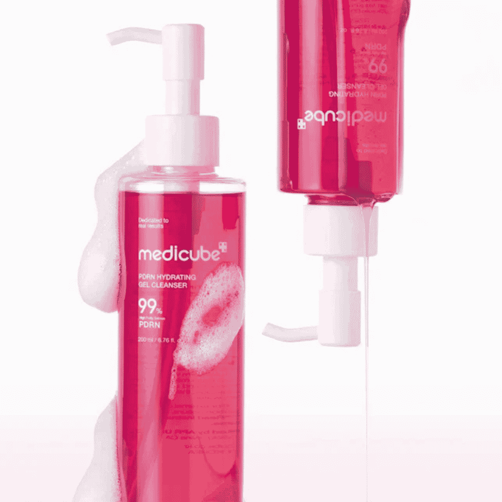 Medicube PDRN Hydrating Gel Cleanser (200 ml / 6.76 fl. oz.)